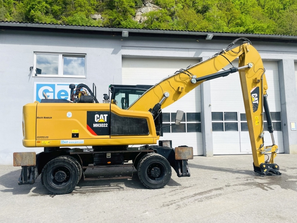 Caterpillar MH3022 (3993) - Waste/ Industry handler: picture 2 Caterpillar MH3022 (3993) - Waste/ Industry handler: picture 2