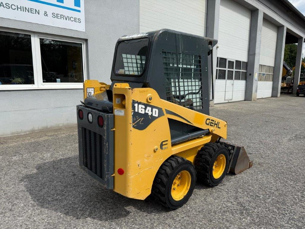 Gehl SL1640E (4027) - Skid steer loader: picture 4 Gehl SL1640E (4027) - Skid steer loader: picture 4