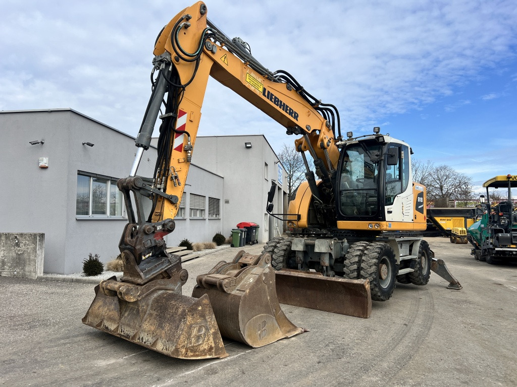 Liebherr A 918 C-Litronic (111509) - Wheel excavator: picture 3 Liebherr A 918 C-Litronic (111509) - Wheel excavator: picture 3