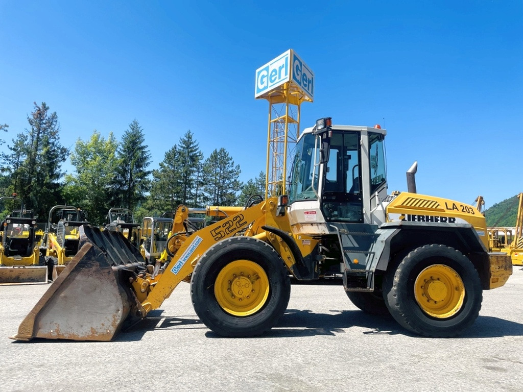 Liebherr L522 (4023) - Wheel loader: picture 1 Liebherr L522 (4023) - Wheel loader: picture 1
