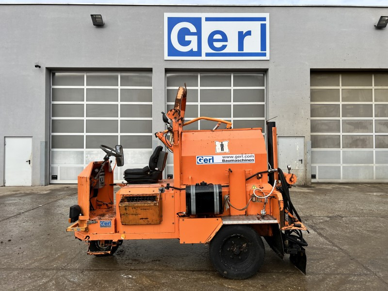 Strassmayr STI VSM-3R (111103) - Asphalt distributor: picture 1 Strassmayr STI VSM-3R (111103) - Asphalt distributor: picture 1