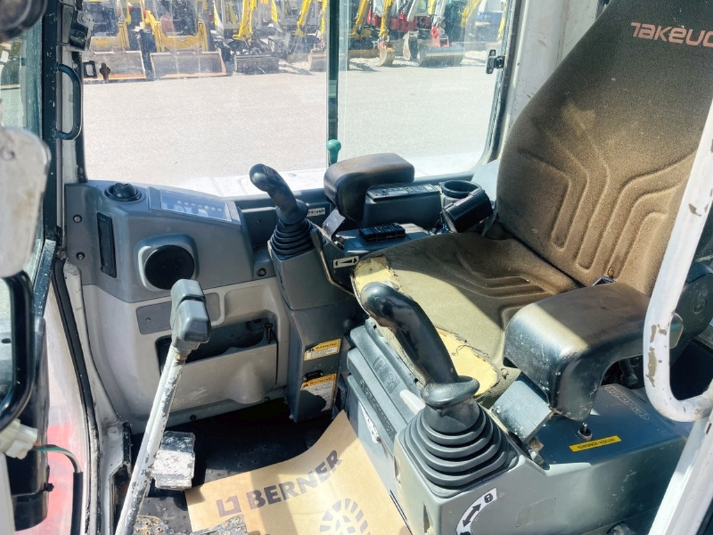 Takeuchi TB250 (3990) - Mini excavator: picture 5 Takeuchi TB250 (3990) - Mini excavator: picture 5