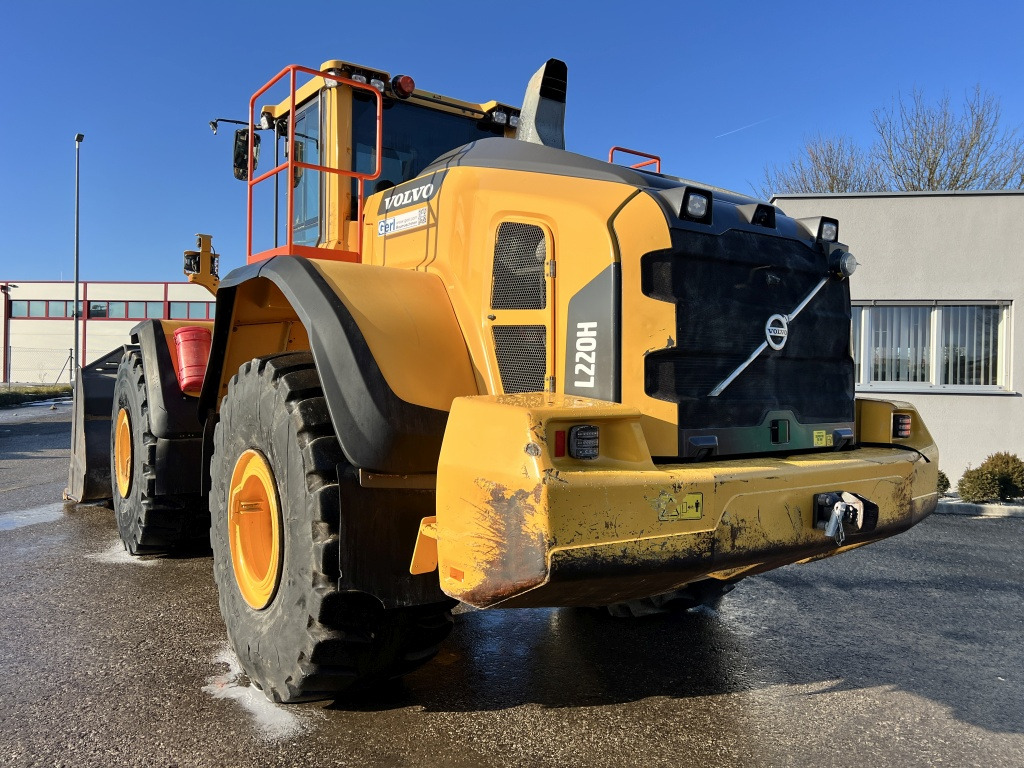 Volvo L 220 H (111448) - Wheel loader: picture 4 Volvo L 220 H (111448) - Wheel loader: picture 4