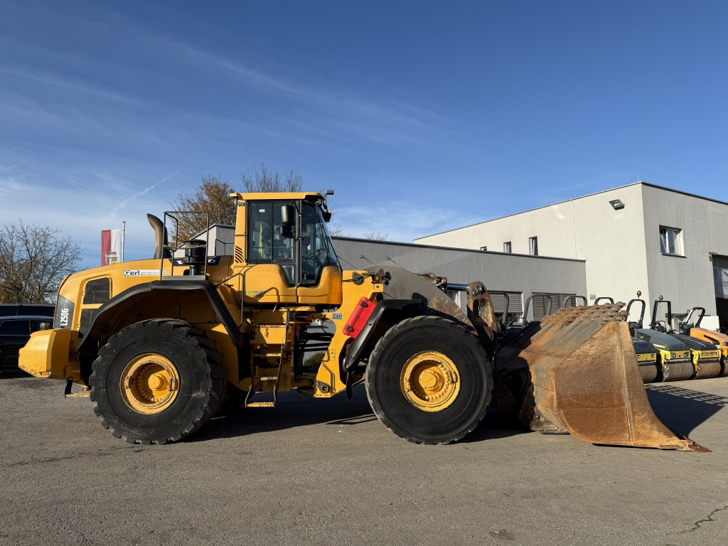 Volvo L 250 G (111749) - Wheel loader: picture 5 Volvo L 250 G (111749) - Wheel loader: picture 5