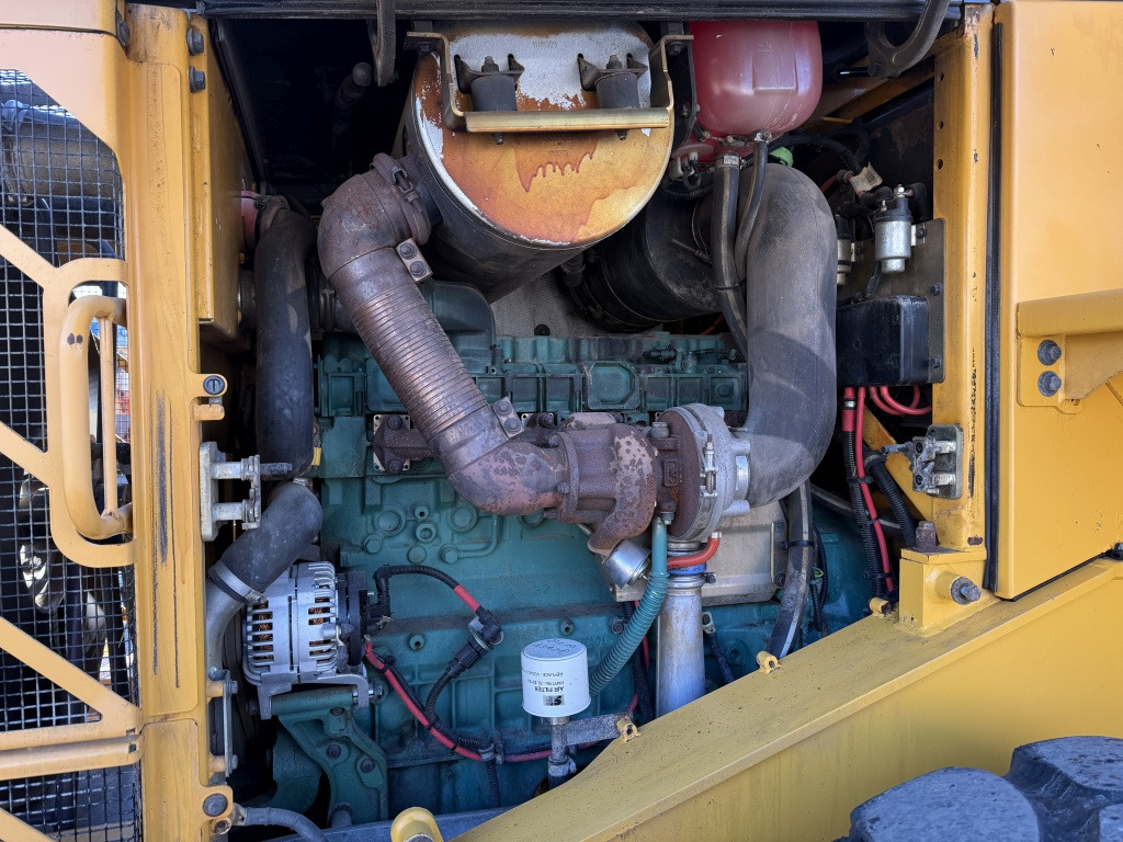 Wheel loader Volvo L 90 F (111773): picture 10