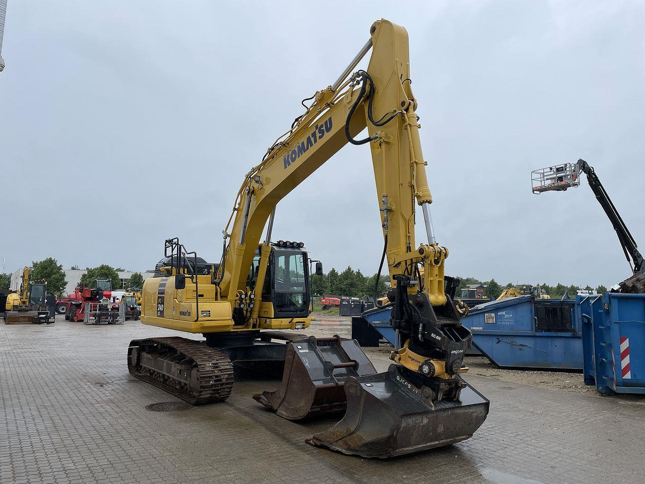 Komatsu PC240LC-11EO - Crawler excavator: picture 5 Komatsu PC240LC-11EO - Crawler excavator: picture 5