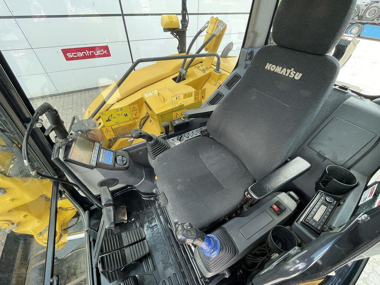 Komatsu PC88MR-10 - Mini excavator: picture 3 Komatsu PC88MR-10 - Mini excavator: picture 3
