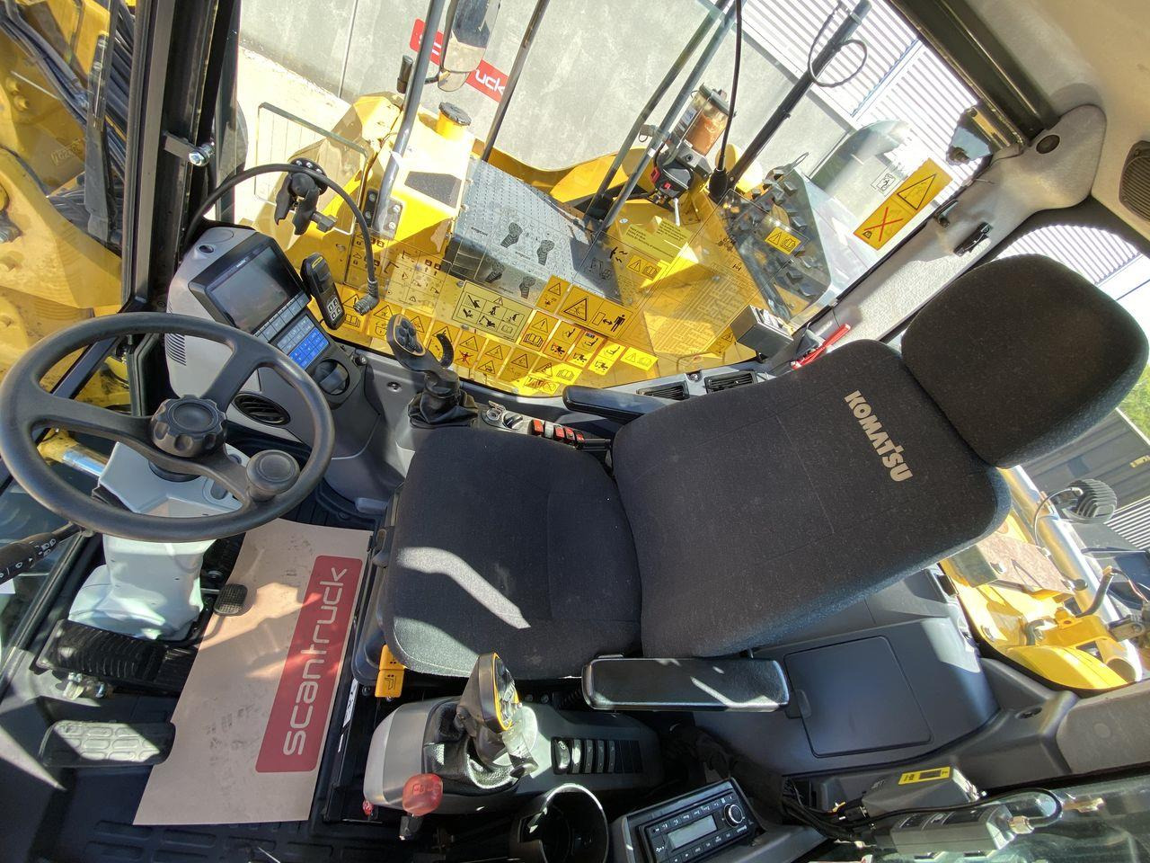 Komatsu PW118MR-11 - Wheel excavator: picture 3 Komatsu PW118MR-11 - Wheel excavator: picture 3