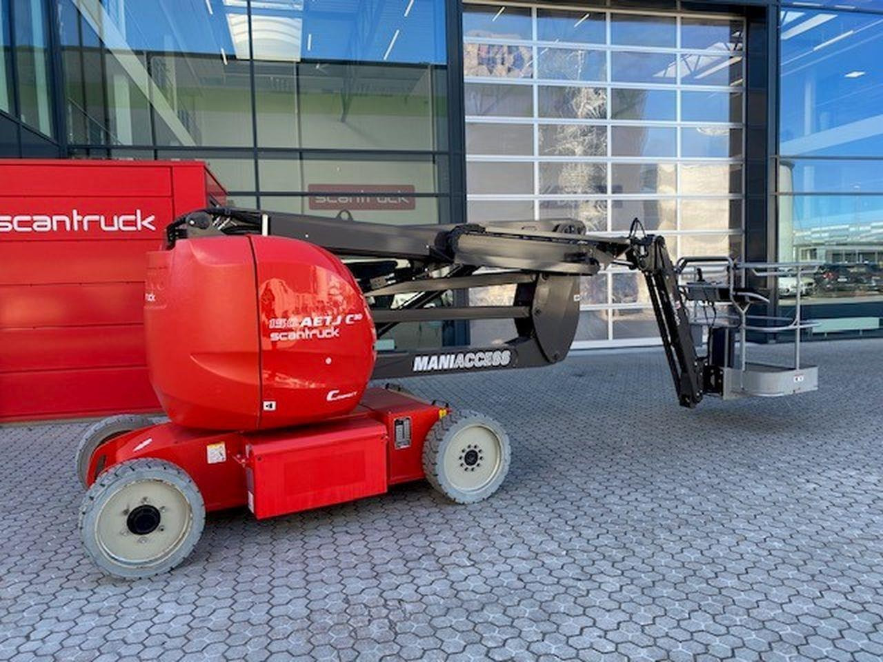 Manitou 150AETJ-C - Articulated boom: picture 1 Manitou 150AETJ-C - Articulated boom: picture 1
