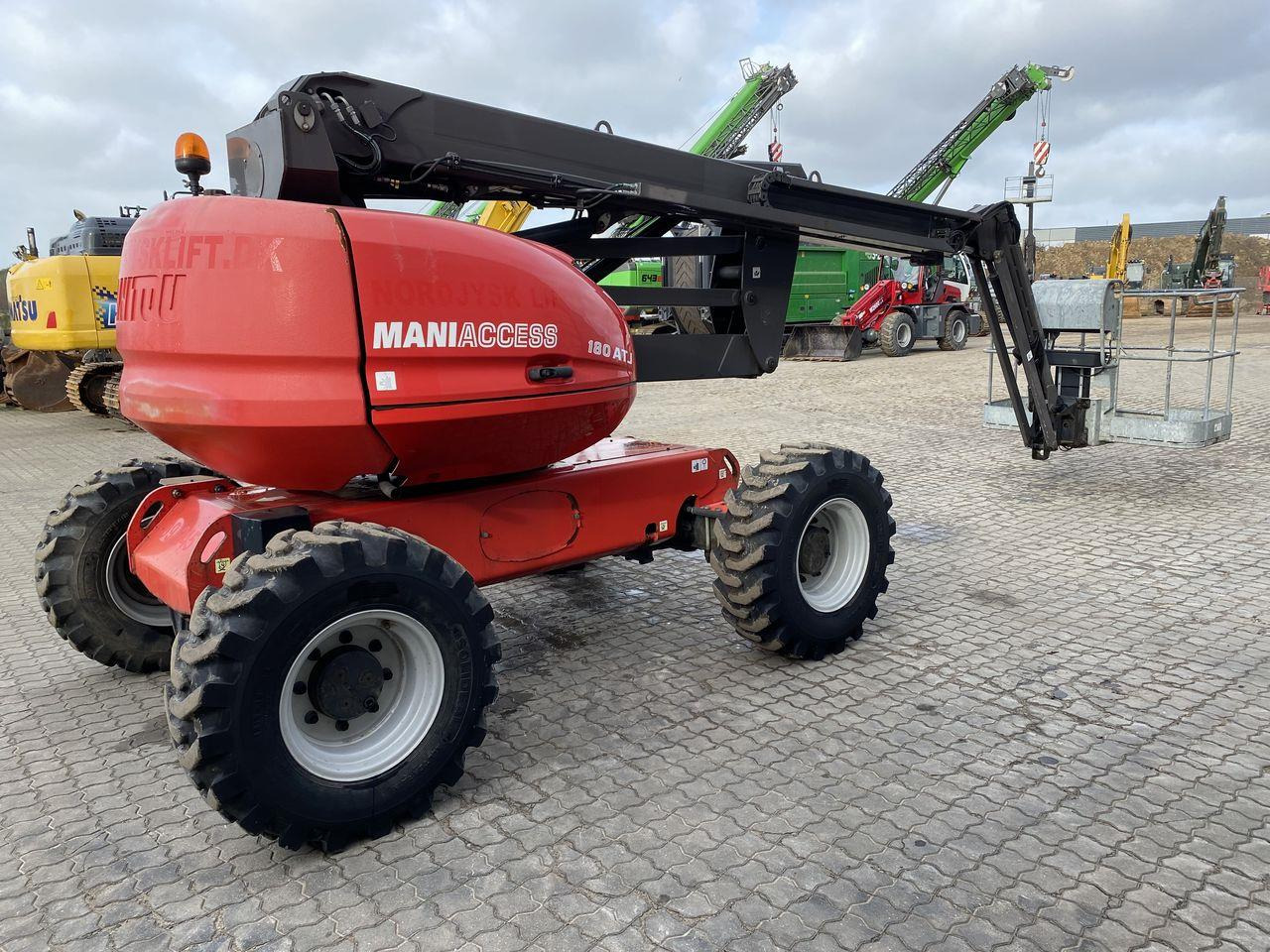 Manitou 180ATJ 2 RC - Articulated boom: picture 4 Manitou 180ATJ 2 RC - Articulated boom: picture 4