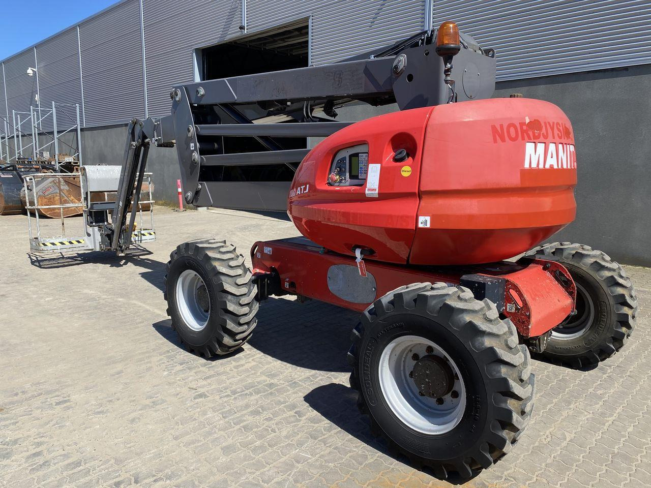 Manitou 180ATJ 2 RC - Articulated boom: picture 2 Manitou 180ATJ 2 RC - Articulated boom: picture 2