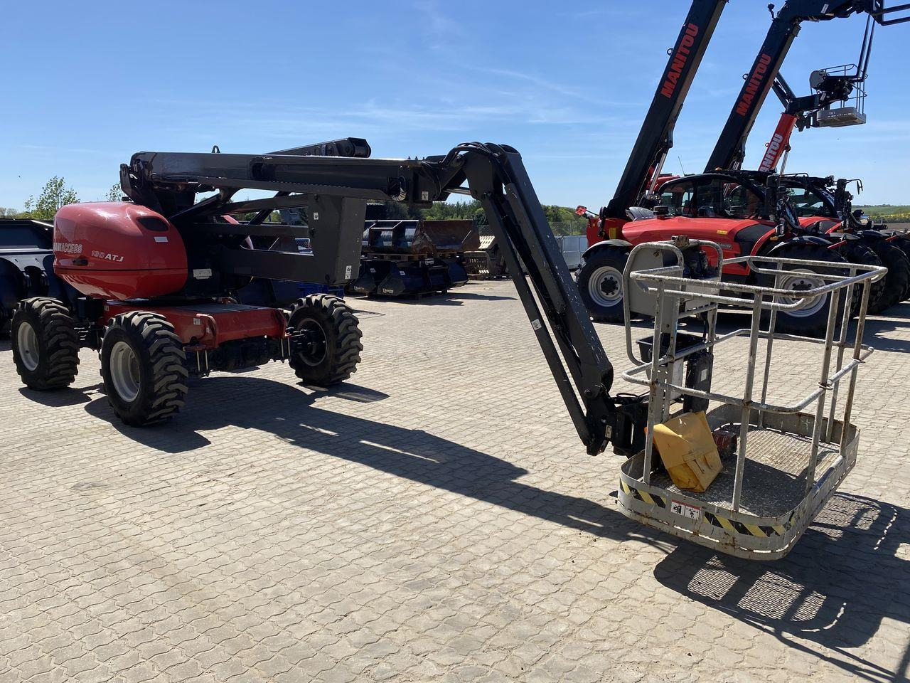 Manitou 180ATJ 2 RC - Articulated boom: picture 5 Manitou 180ATJ 2 RC - Articulated boom: picture 5