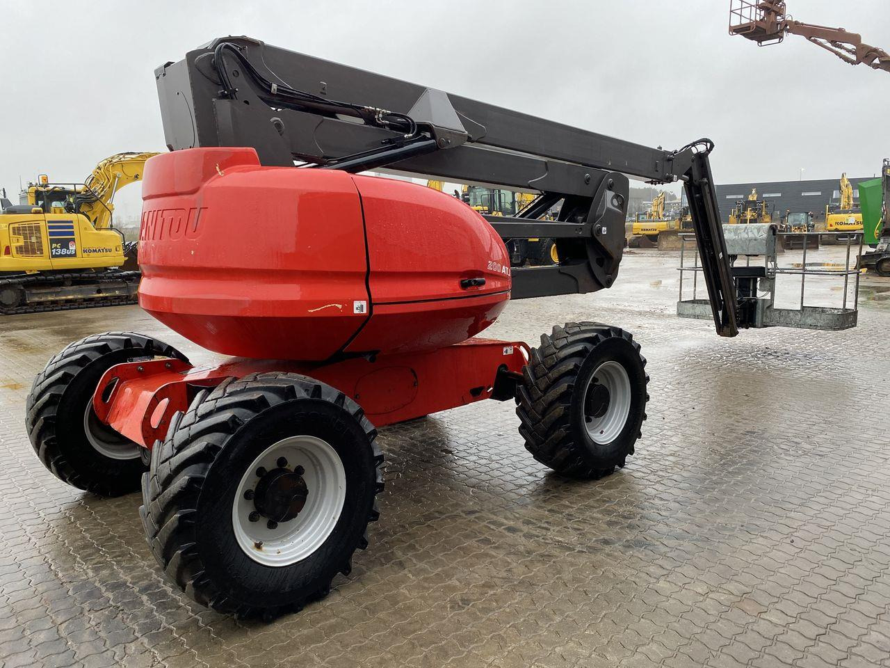Manitou 200ATJ RC - Articulated boom: picture 4 Manitou 200ATJ RC - Articulated boom: picture 4