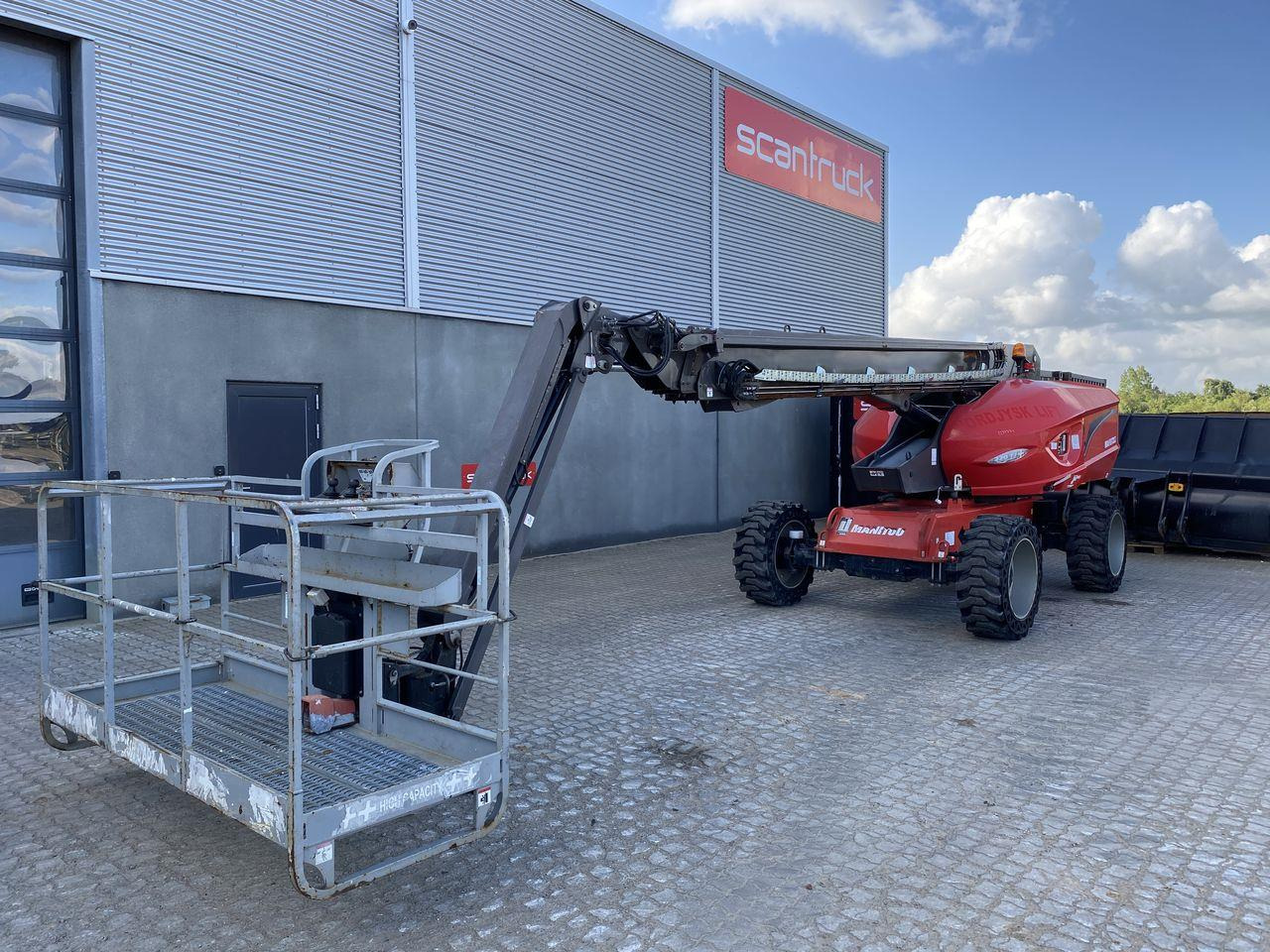 Manitou 220TJ+ - Telescopic boom: picture 1 Manitou 220TJ+ - Telescopic boom: picture 1