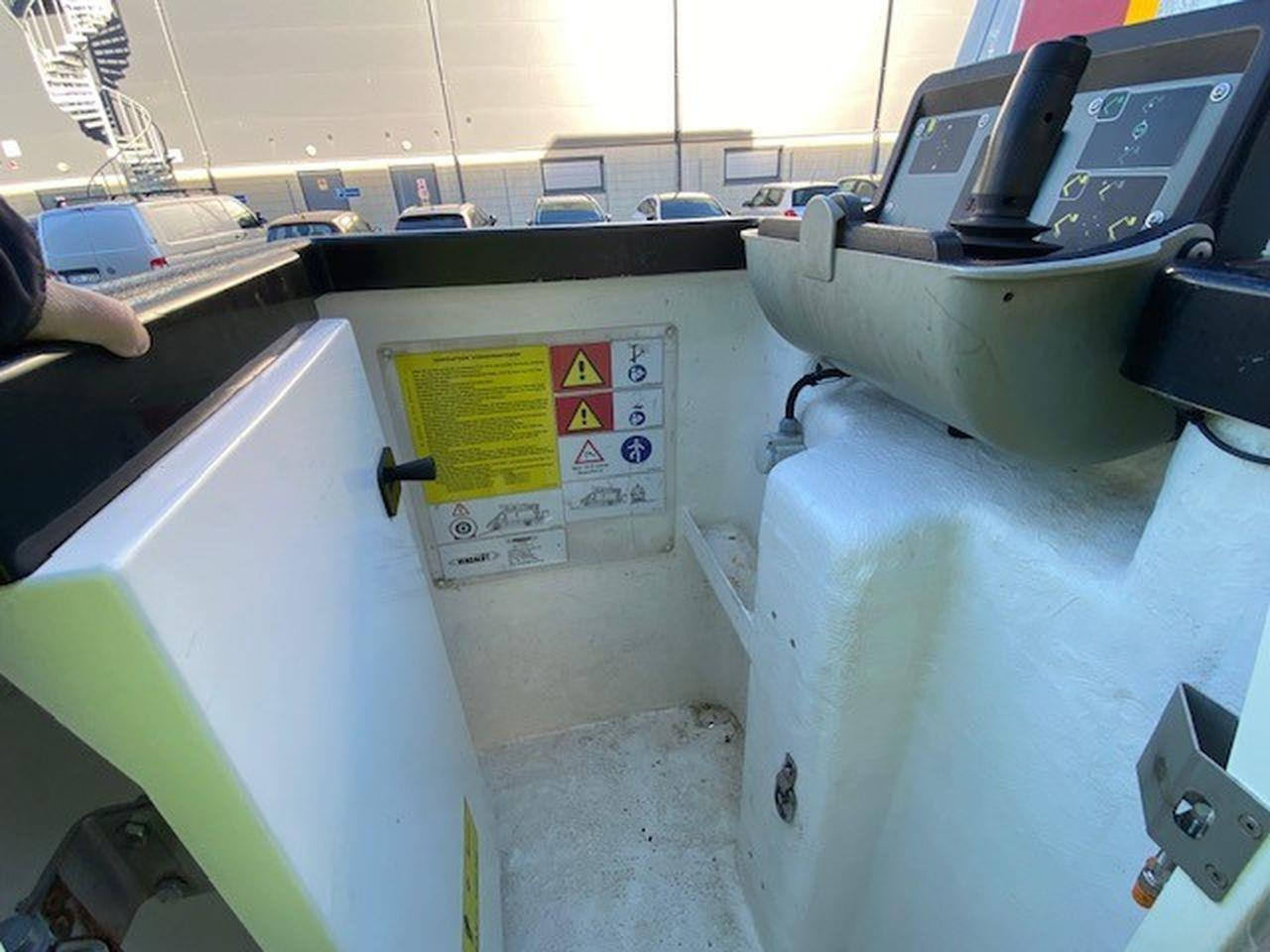 Versalift VTE 34-125 - Truck mounted aerial platform: picture 3 Versalift VTE 34-125 - Truck mounted aerial platform: picture 3