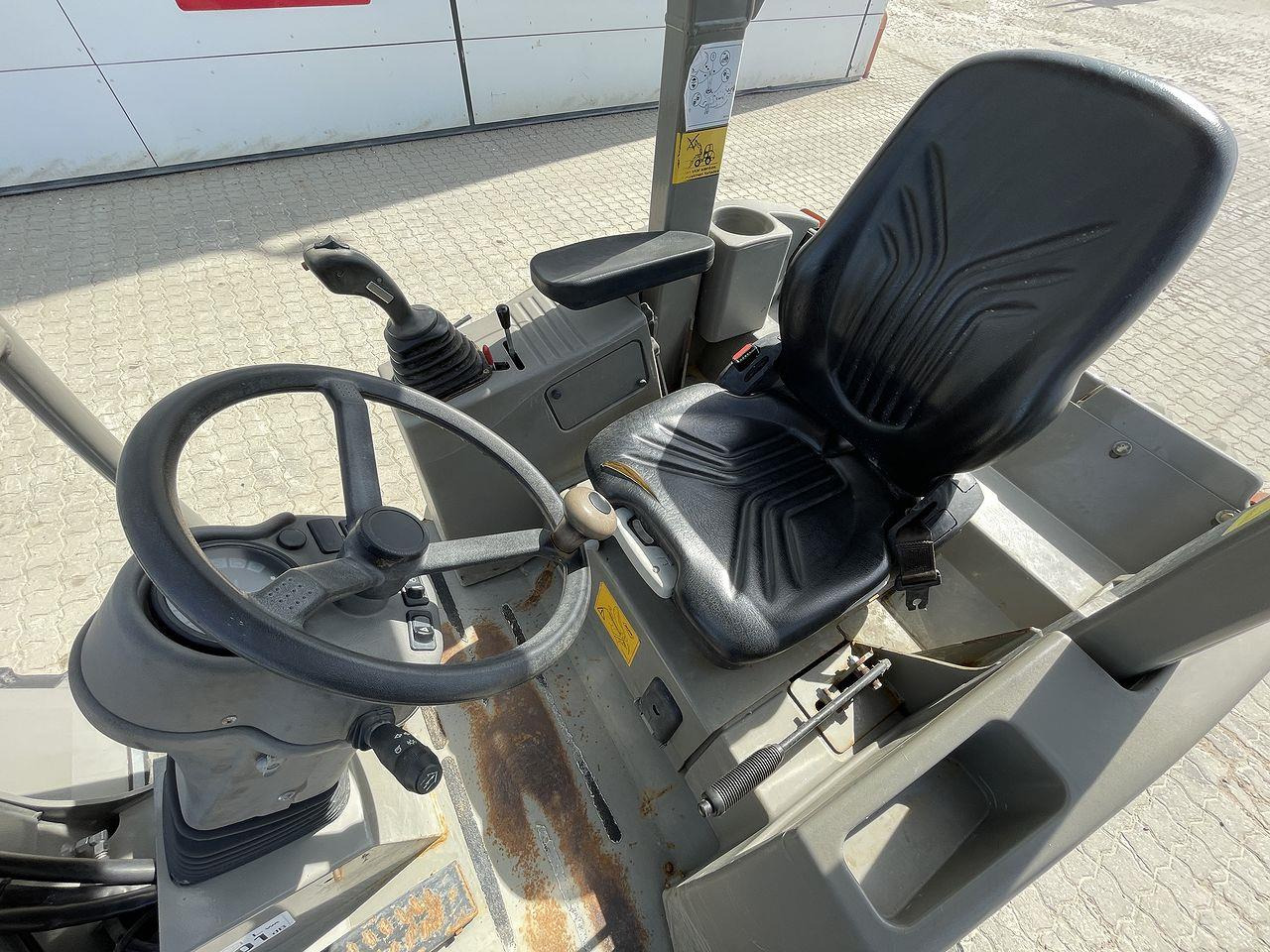 Weycor AR35 Agrar Light - Compact loader: picture 3 Weycor AR35 Agrar Light - Compact loader: picture 3