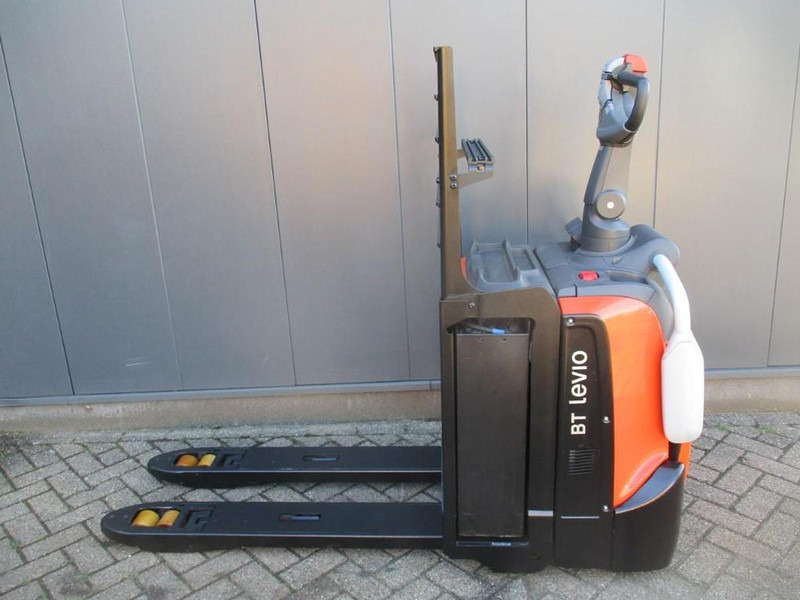 Toyota LPE 200 - Pallet truck: picture 1 Toyota LPE 200 - Pallet truck: picture 1
