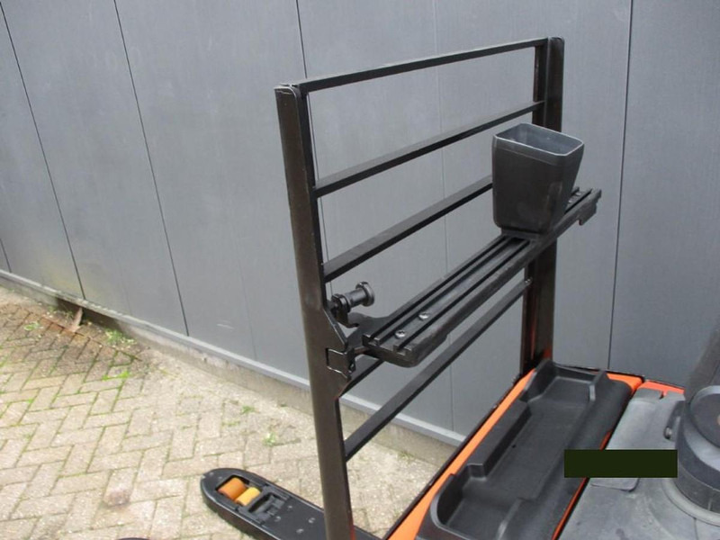 Toyota LPE 200 - Pallet truck: picture 5 Toyota LPE 200 - Pallet truck: picture 5