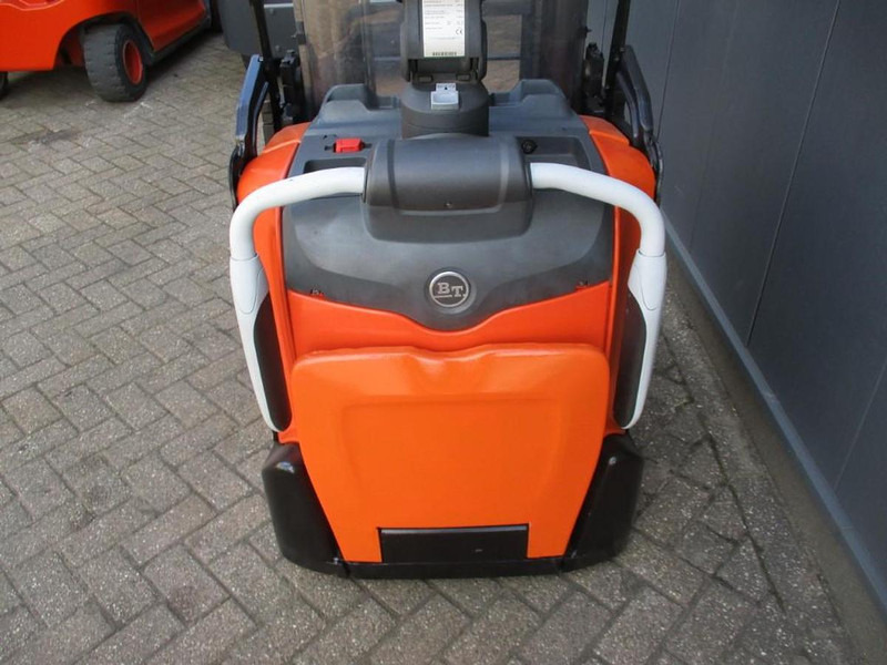 Toyota SPE 160L - Stacker: picture 4 Toyota SPE 160L - Stacker: picture 4