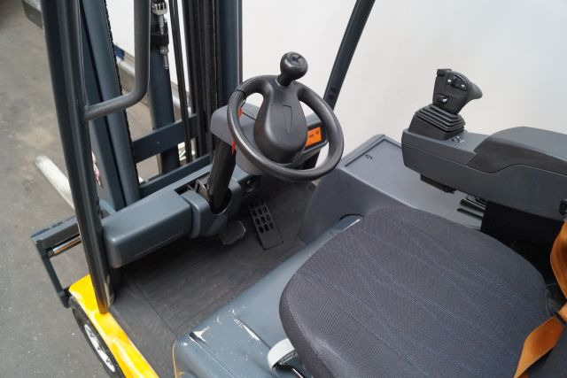 Jungheinrich EFG216 - Electric forklift: picture 3 Jungheinrich EFG216 - Electric forklift: picture 3