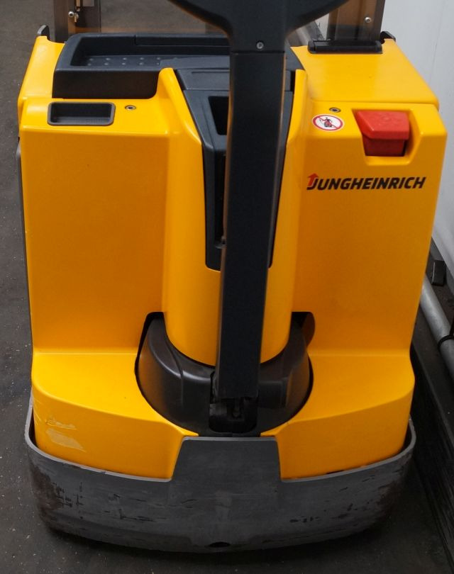 Jungheinrich EJD220 - Stacker: picture 3 Jungheinrich EJD220 - Stacker: picture 3