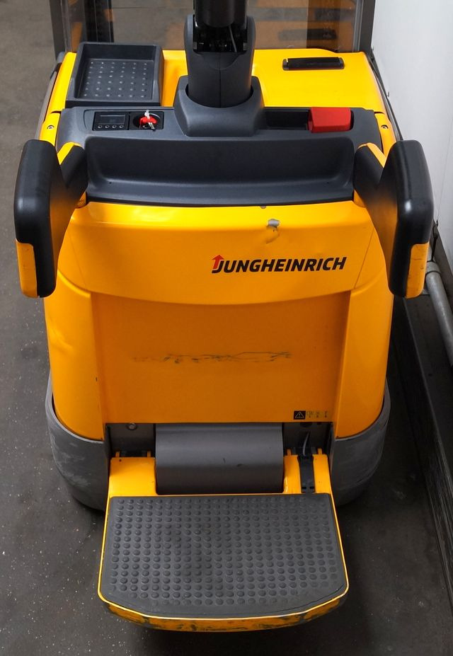 Jungheinrich ERC216 - Stacker: picture 4 Jungheinrich ERC216 - Stacker: picture 4