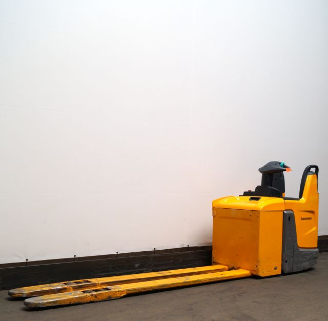 Jungheinrich ERE125 - Pallet truck: picture 1 Jungheinrich ERE125 - Pallet truck: picture 1