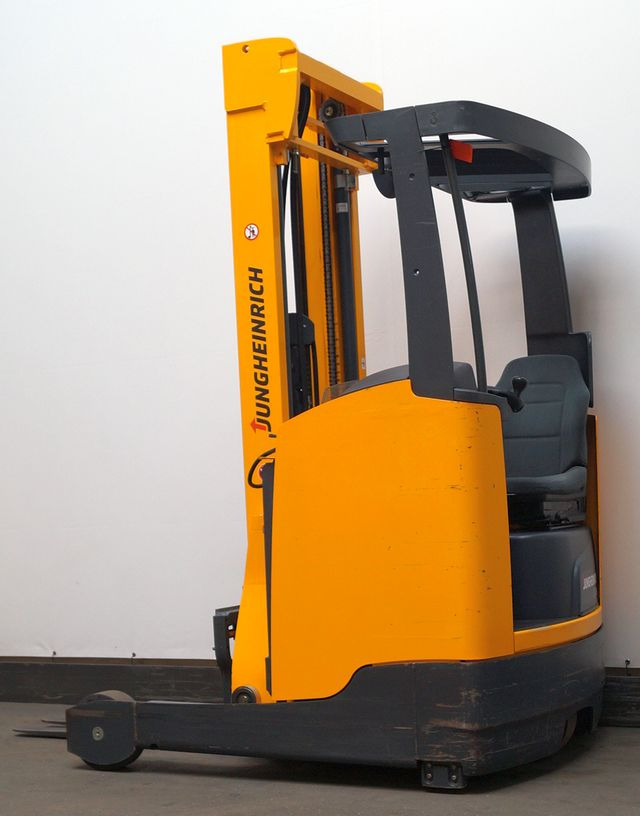 Jungheinrich ETV214 - Reach truck: picture 1 Jungheinrich ETV214 - Reach truck: picture 1