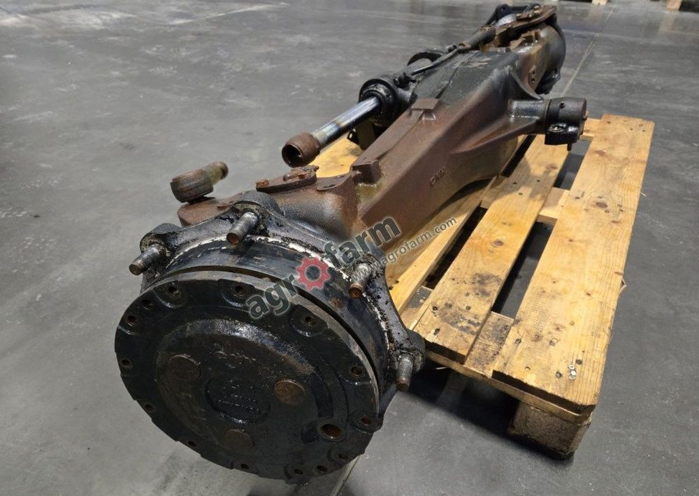 Most przedni New Holland T5040 - Front axle: picture 1 Most przedni New Holland T5040 - Front axle: picture 1