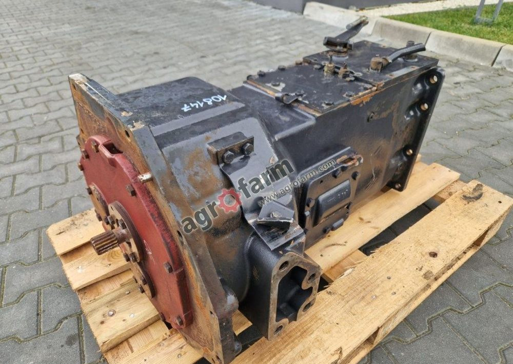 Skrzynia biegów Case CX 105 xtrashift 600100 - Gearbox: picture 1 Skrzynia biegów Case CX 105 xtrashift 600100 - Gearbox: picture 1