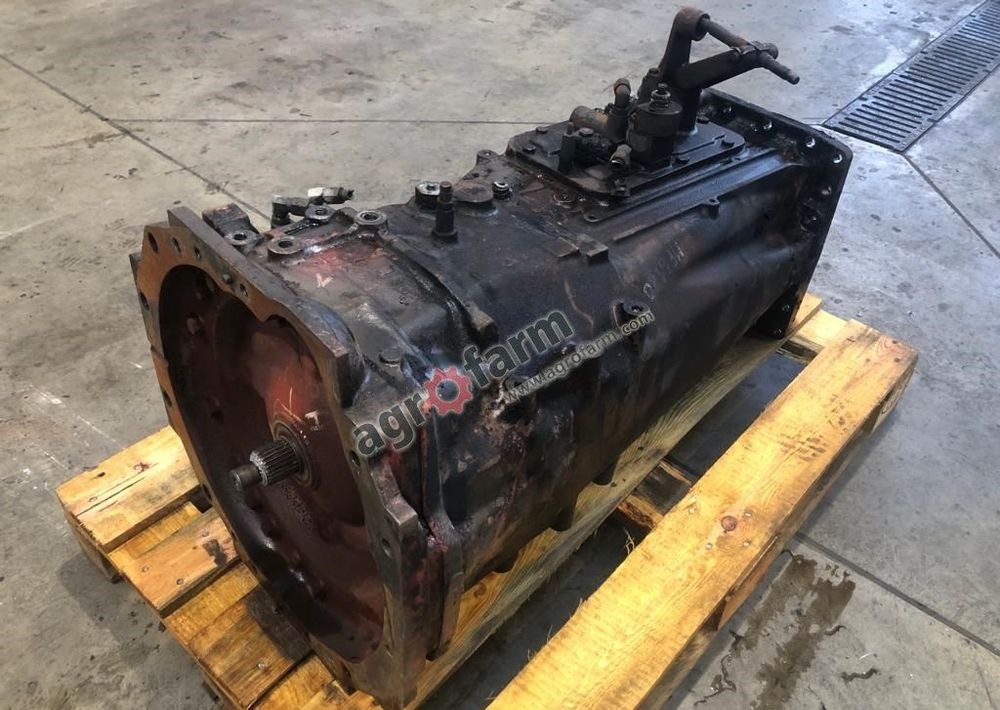 Skrzynia biegów Massey Ferguson 6180 3791648M2 - Gearbox: picture 2 Skrzynia biegów Massey Ferguson 6180 3791648M2 - Gearbox: picture 2
