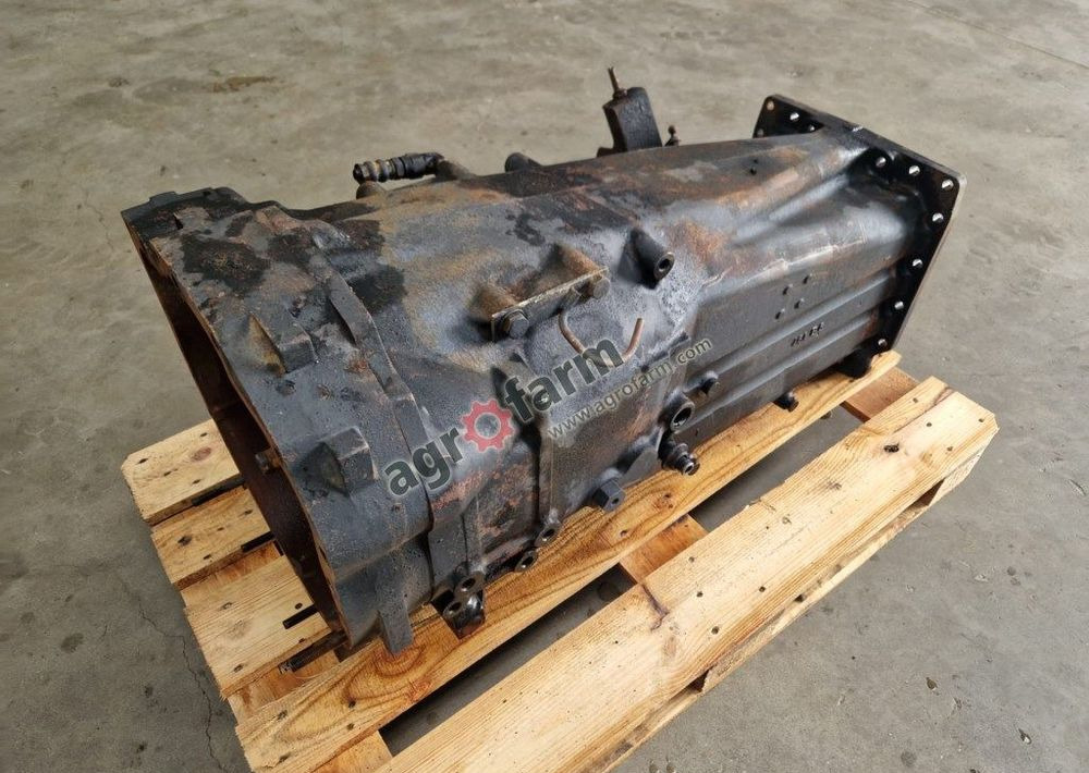 Skrzynia biegów Massey Ferguson 6265 - Gearbox: picture 2 Skrzynia biegów Massey Ferguson 6265 - Gearbox: picture 2