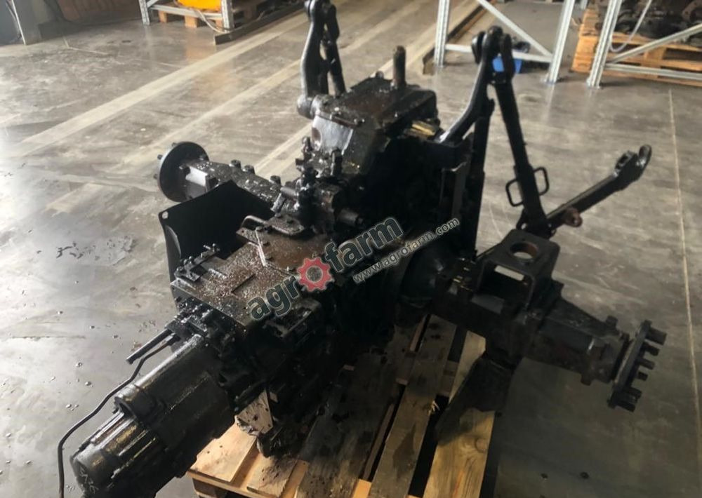 TYLNY MOST DEUTZ FAHR 00107939050 - Rear axle: picture 2 TYLNY MOST DEUTZ FAHR 00107939050 - Rear axle: picture 2