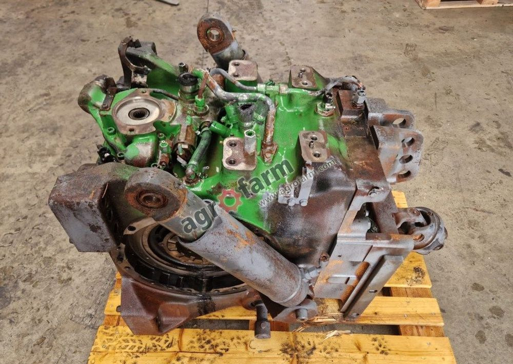 TYLNY MOST JOHN DEERE 6195R - Rear axle: picture 4 TYLNY MOST JOHN DEERE 6195R - Rear axle: picture 4