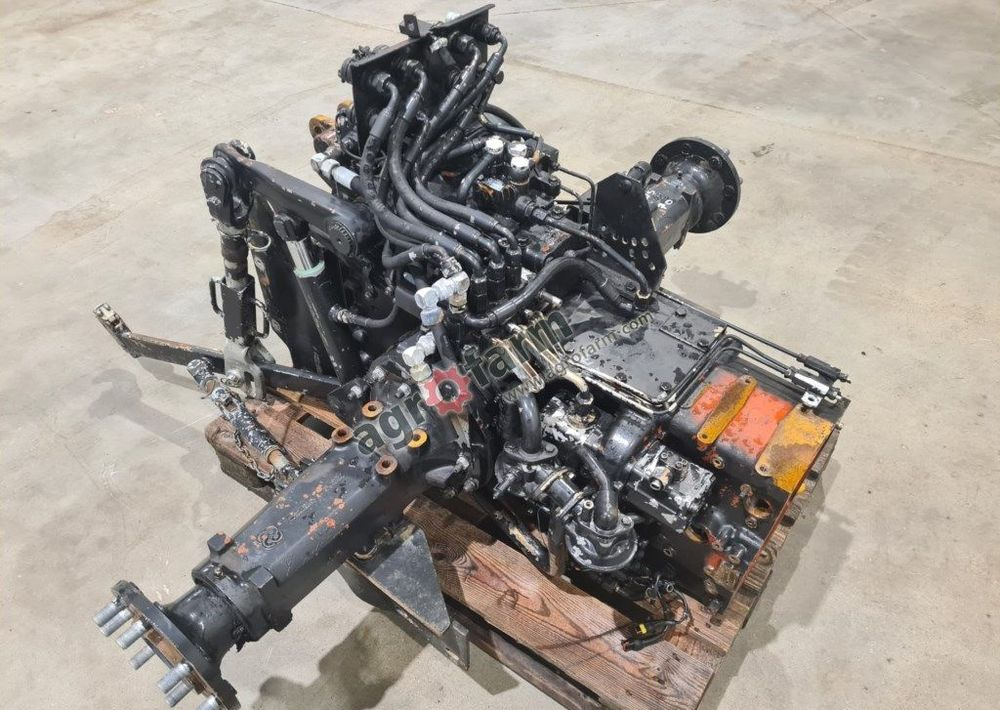 Tylny most Deutz Fahr Agroplus 70 00085461060 - Gearbox: picture 1 Tylny most Deutz Fahr Agroplus 70 00085461060 - Gearbox: picture 1