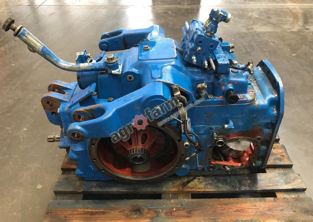 Tylny most Ford 7840 E9NN4024HD - Gearbox: picture 3 Tylny most Ford 7840 E9NN4024HD - Gearbox: picture 3