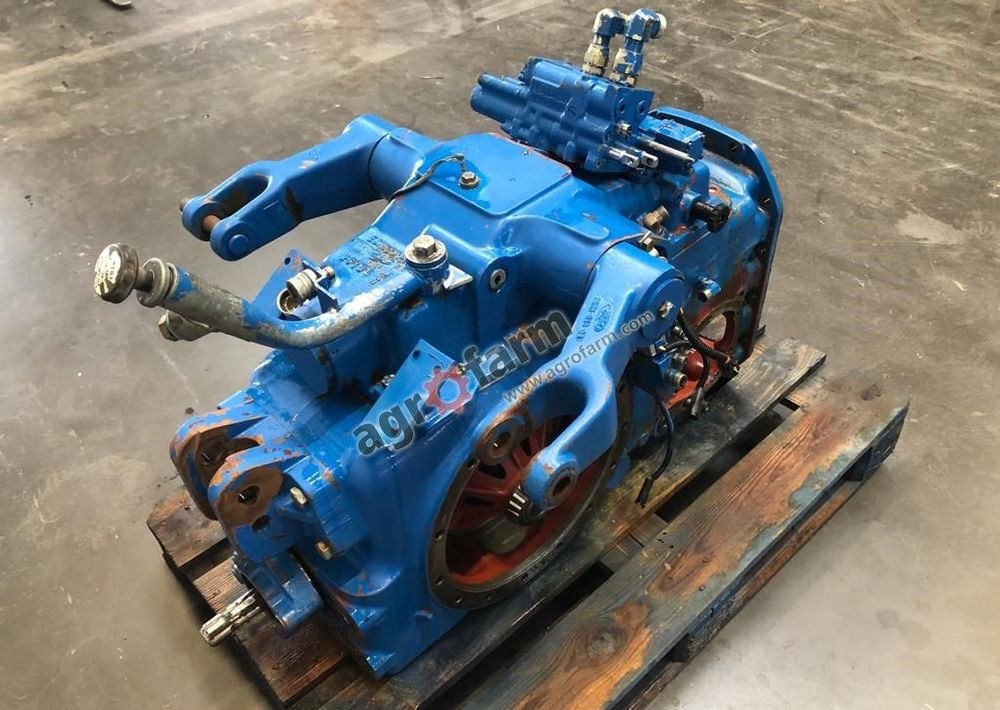 Tylny most Ford 7840 E9NN4024HD - Gearbox: picture 2 Tylny most Ford 7840 E9NN4024HD - Gearbox: picture 2