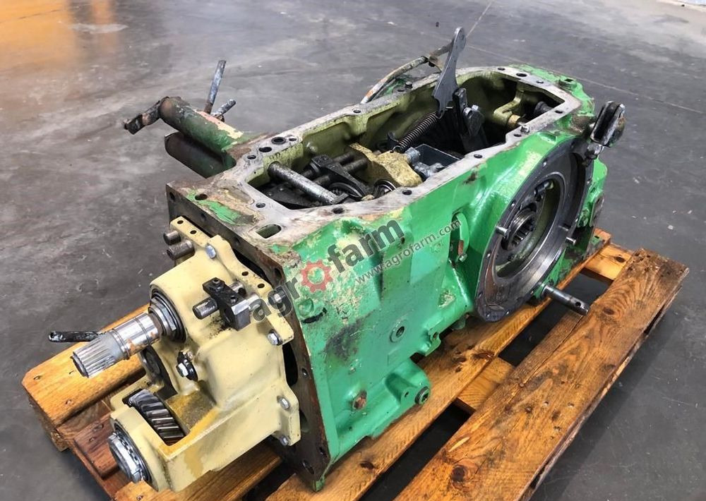 Tylny most John Deere 2140 L36623 - Gearbox: picture 2 Tylny most John Deere 2140 L36623 - Gearbox: picture 2