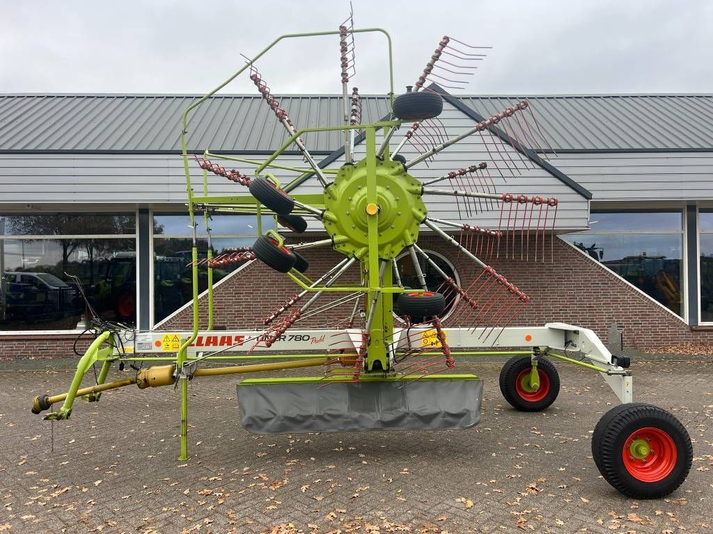 Claas Liner 780 Profil - Tedder/ Rake: picture 2 Claas Liner 780 Profil - Tedder/ Rake: picture 2