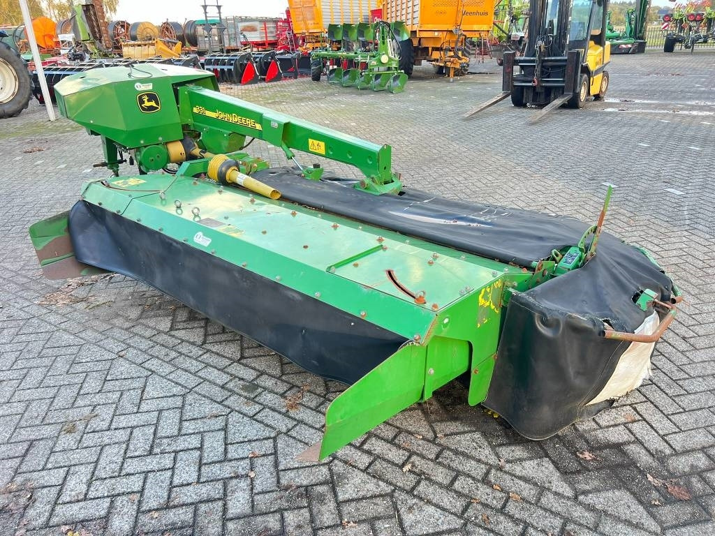 John Deere 331 maaier - Mower: picture 4 John Deere 331 maaier - Mower: picture 4