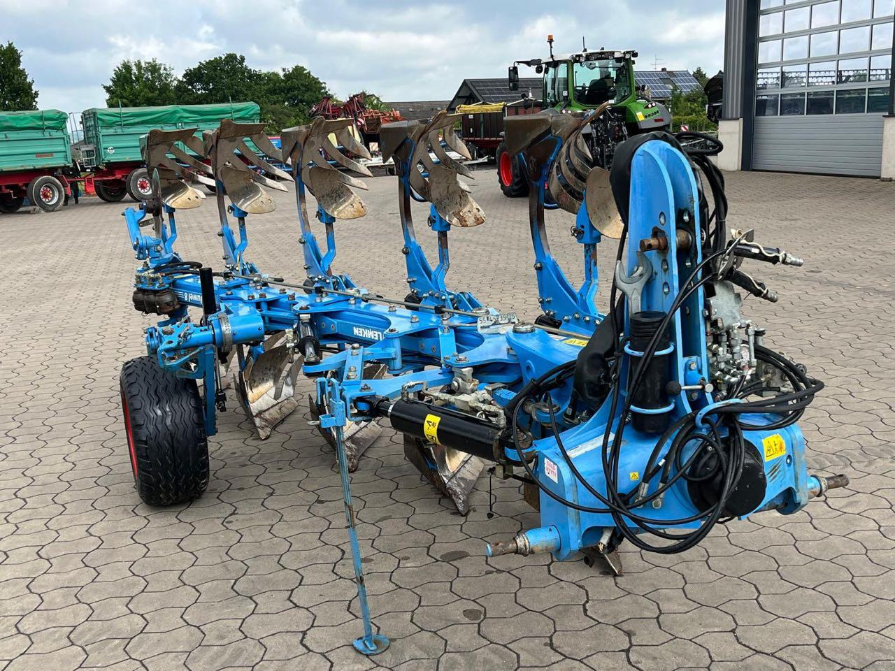 Lemken Juwel 8 V T 5 L 90 TurnControl - Plow: picture 3 Lemken Juwel 8 V T 5 L 90 TurnControl - Plow: picture 3