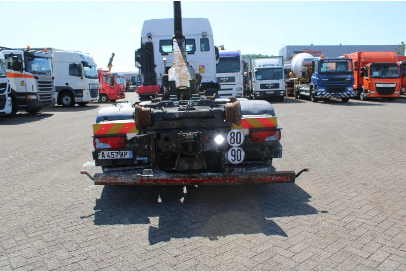 MAN TGS 28.460 + 6X2 + HOOKSYSTEM 20TONS + EURO 6 - Hook lift truck: picture 4 MAN TGS 28.460 + 6X2 + HOOKSYSTEM 20TONS + EURO 6 - Hook lift truck: picture 4