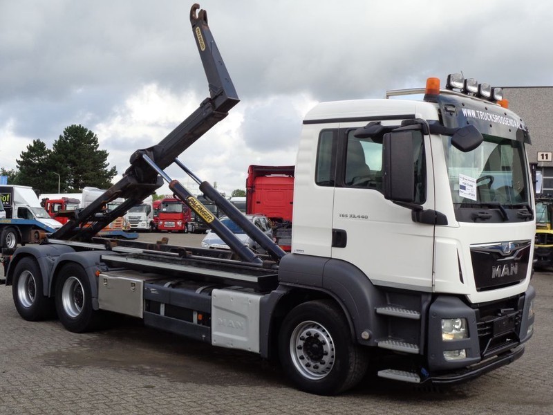 MAN TGS 33.440 + Manual + Hook system + Euro 6 + 6X4 + Discounted from 69.500,- - Hook lift truck: picture 3 MAN TGS 33.440 + Manual + Hook system + Euro 6 + 6X4 + Discounted from 69.500,- - Hook lift truck: picture 3