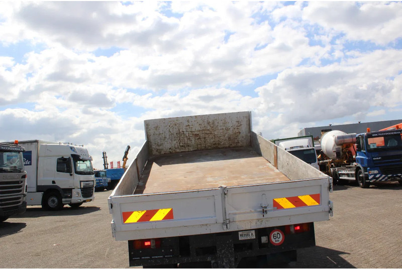 Mercedes-Benz Atego 818 + TIPPER + MANUAL - Tipper: picture 5 Mercedes-Benz Atego 818 + TIPPER + MANUAL - Tipper: picture 5