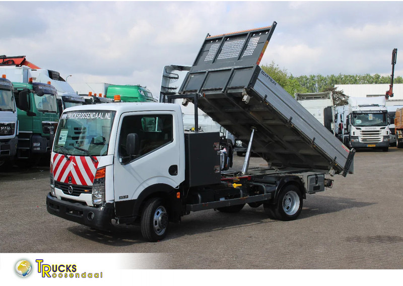 Nissan 45.13 + EURO 4 + KIPPER + MANUAL - Tipper: picture 1 Nissan 45.13 + EURO 4 + KIPPER + MANUAL - Tipper: picture 1