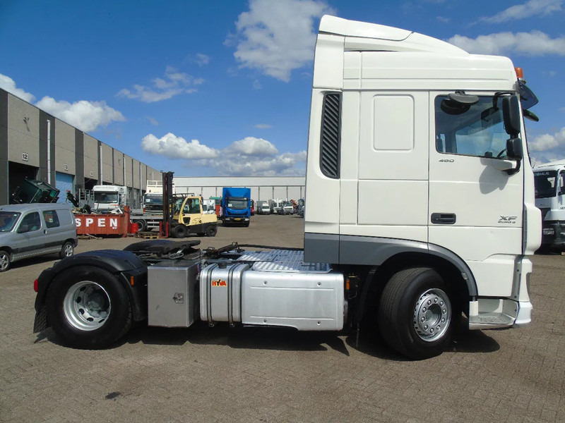 DAF XF 460 + 302KM + PTO + EURO 6 - Tractor unit: picture 3 DAF XF 460 + 302KM + PTO + EURO 6 - Tractor unit: picture 3