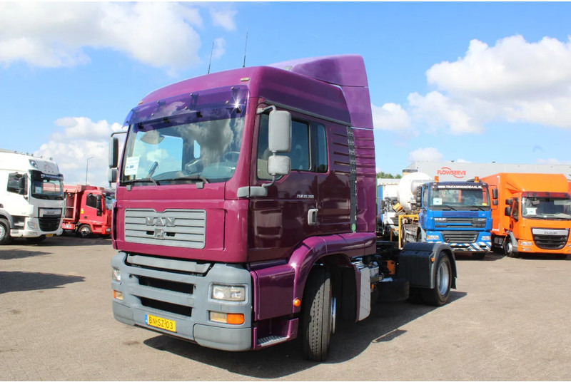 MAN TGA 18.360 + MANUAL + SPOILER - Tractor unit: picture 3 MAN TGA 18.360 + MANUAL + SPOILER - Tractor unit: picture 3