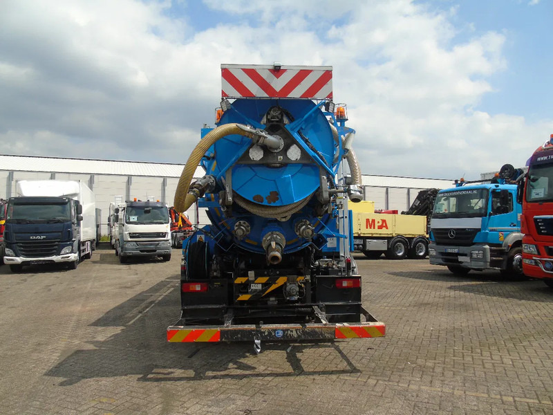 Volvo FM 420 + STOKOTA ECOTA 10.500LITER + 8X2 + WEB - Vacuum truck: picture 4 Volvo FM 420 + STOKOTA ECOTA 10.500LITER + 8X2 + WEB - Vacuum truck: picture 4