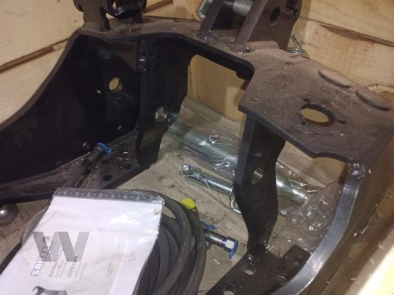 Sauter Frontkraftheber Kat. 2 - Attachment for Agricultural machinery: picture 1 Sauter Frontkraftheber Kat. 2 - Attachment for Agricultural machinery: picture 1