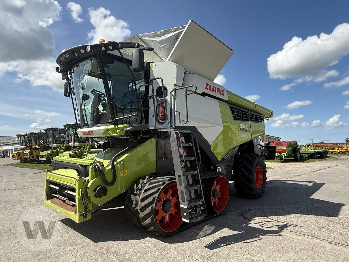 CLAAS Lexion 8900 TT - Combine harvester: picture 5 CLAAS Lexion 8900 TT - Combine harvester: picture 5